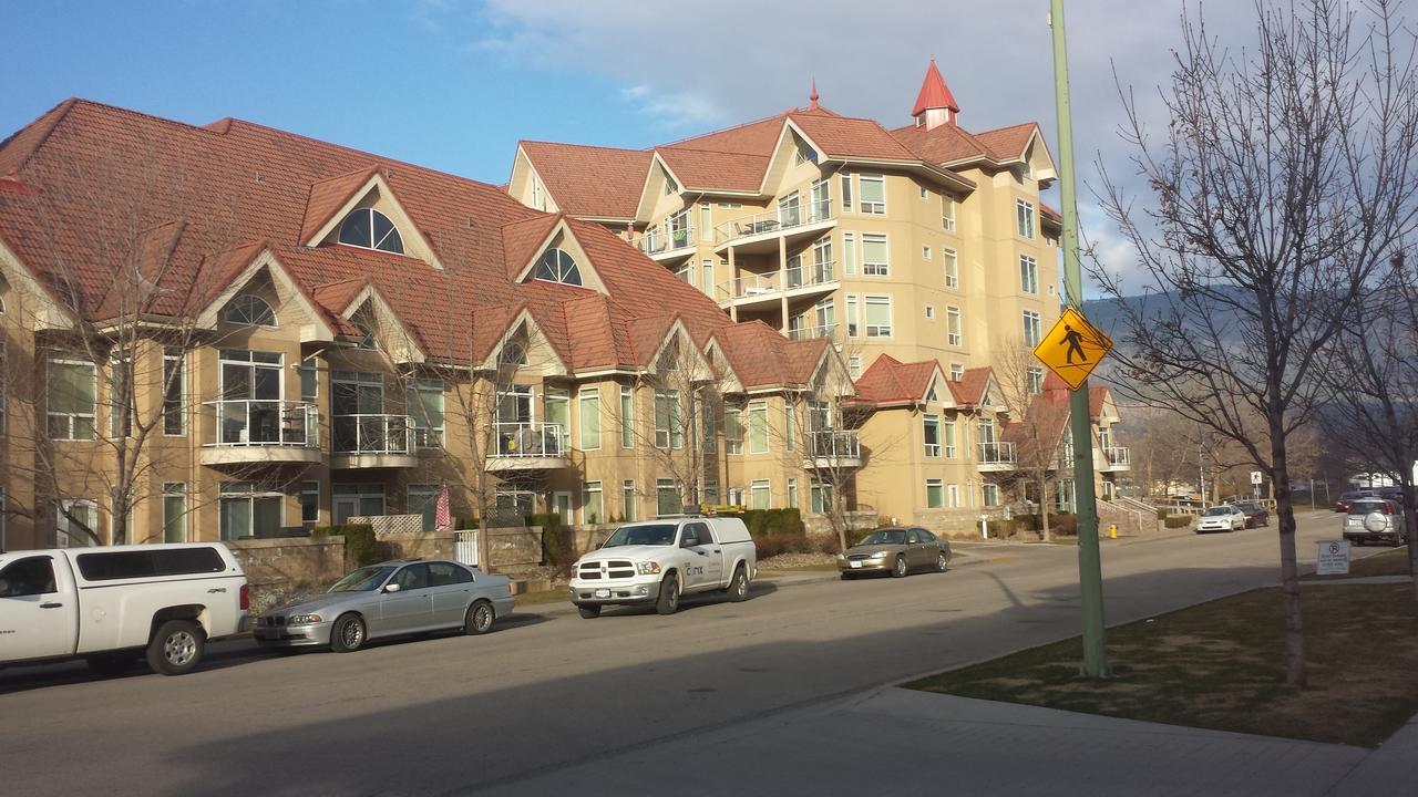 Kelowna Discovery Екстериор снимка